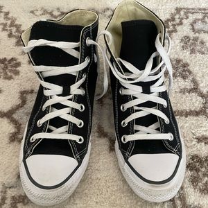 Black High Top Converse size 8